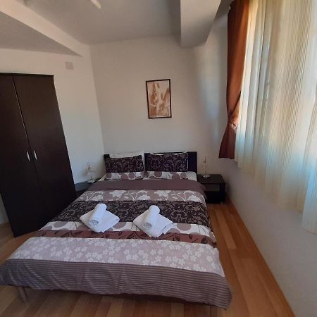 House Meri Ohrid Esterno foto