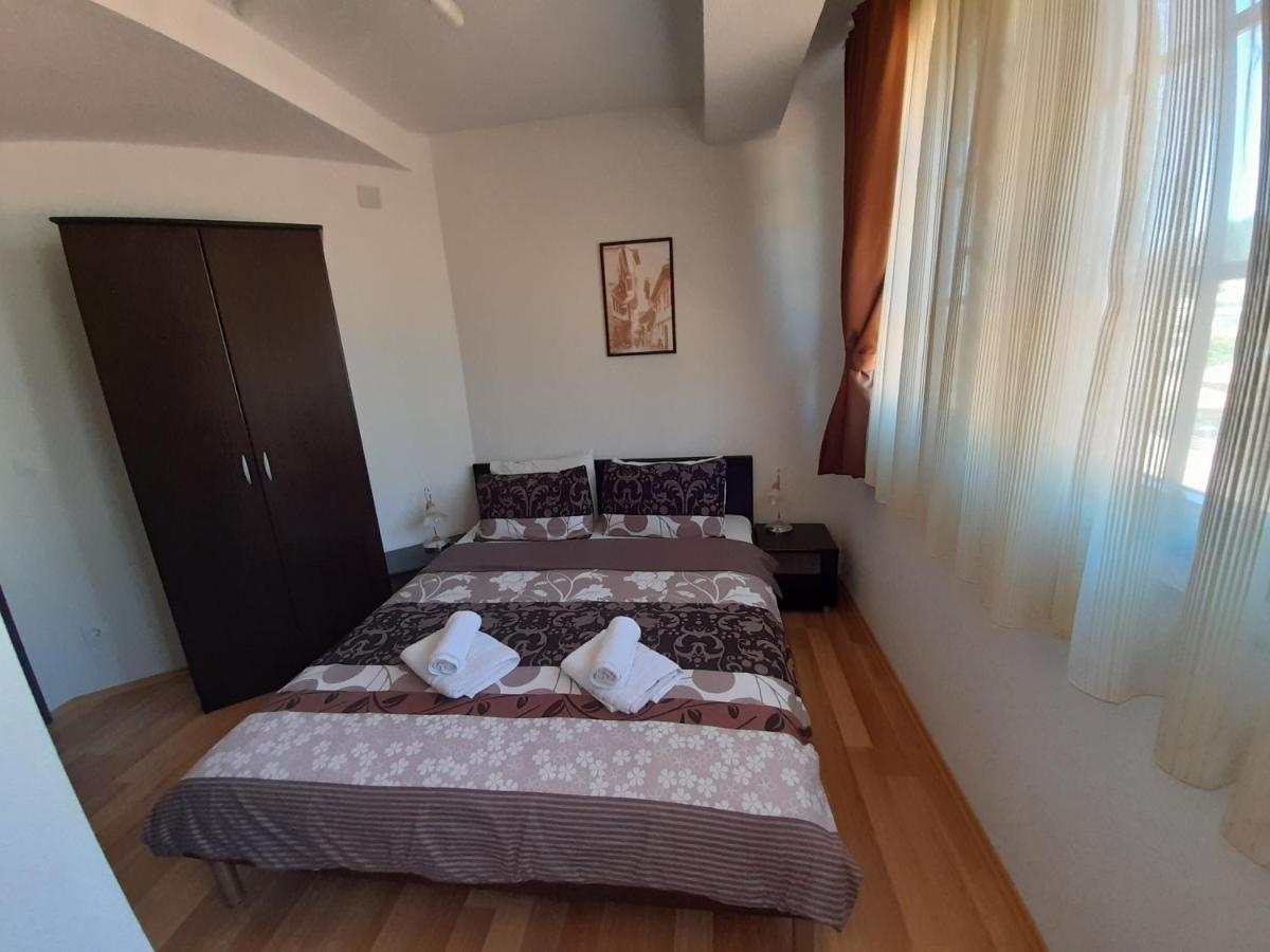 House Meri Ohrid Esterno foto